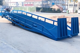 移動(dòng)登車(chē)橋裝車(chē)平臺