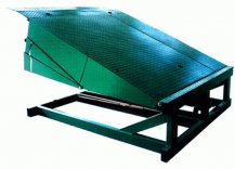 登車(chē)橋廠(chǎng)家介紹固定式液壓登車(chē)橋